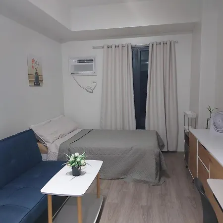 Studio Condo Fully Furnished-Near It Park